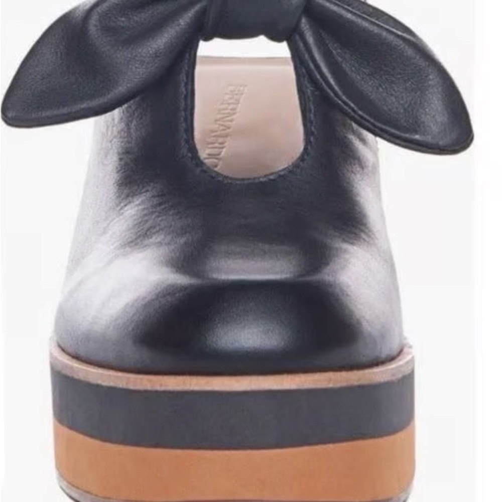 Bernardo - Sadie: platform leather mule with bow